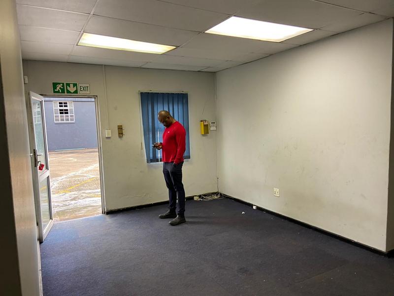 To Let commercial Property for Rent in Deal Party Eastern Cape